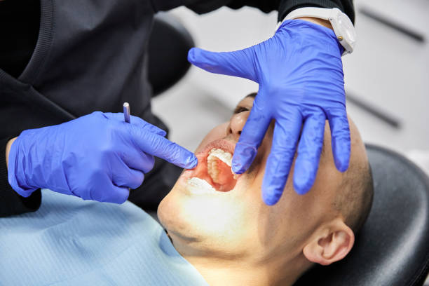 Best Emergency Orthodontic Services in Holcom, KS